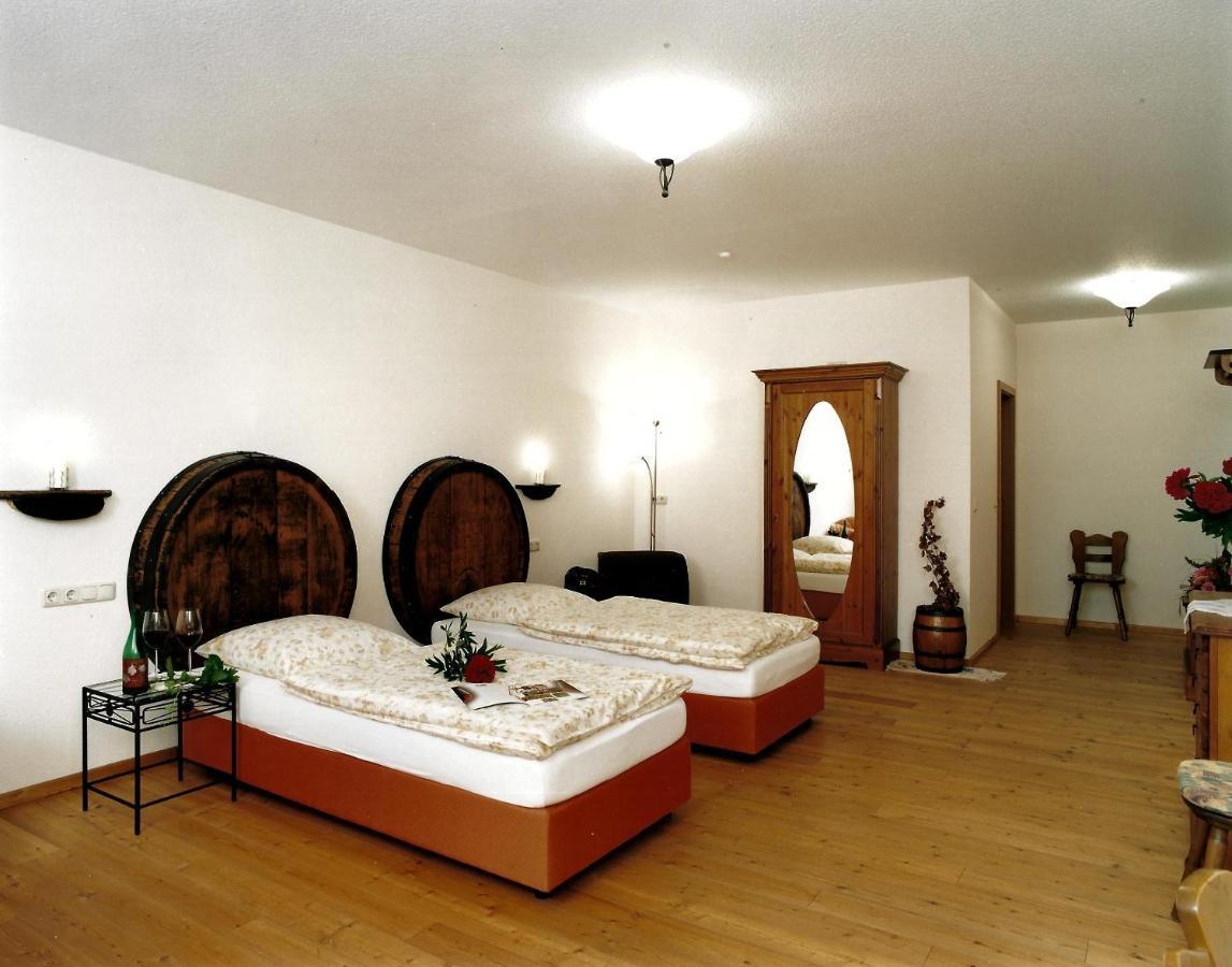 Gaestehaus Zum Goldberg Dorsheim Bagian luar foto
