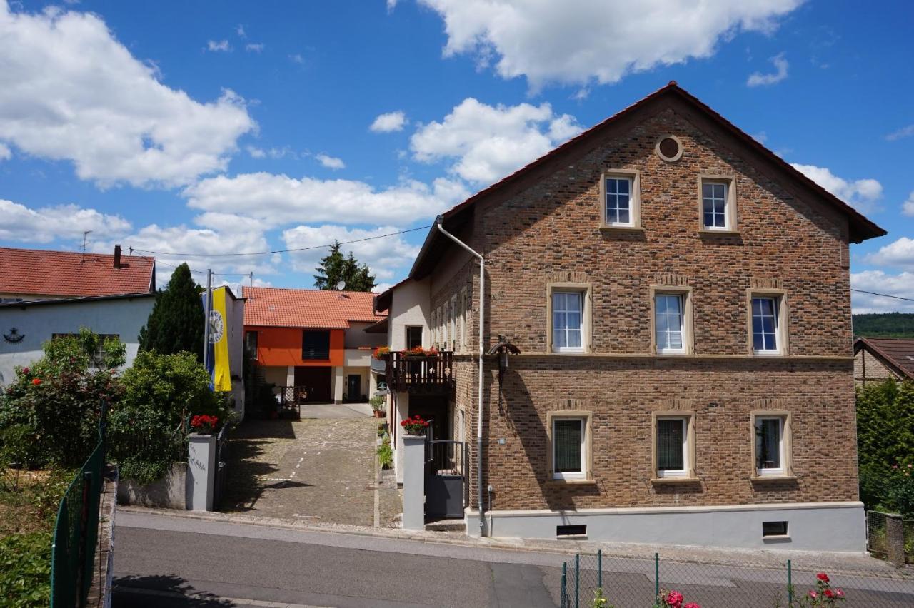 Gaestehaus Zum Goldberg Dorsheim Bagian luar foto